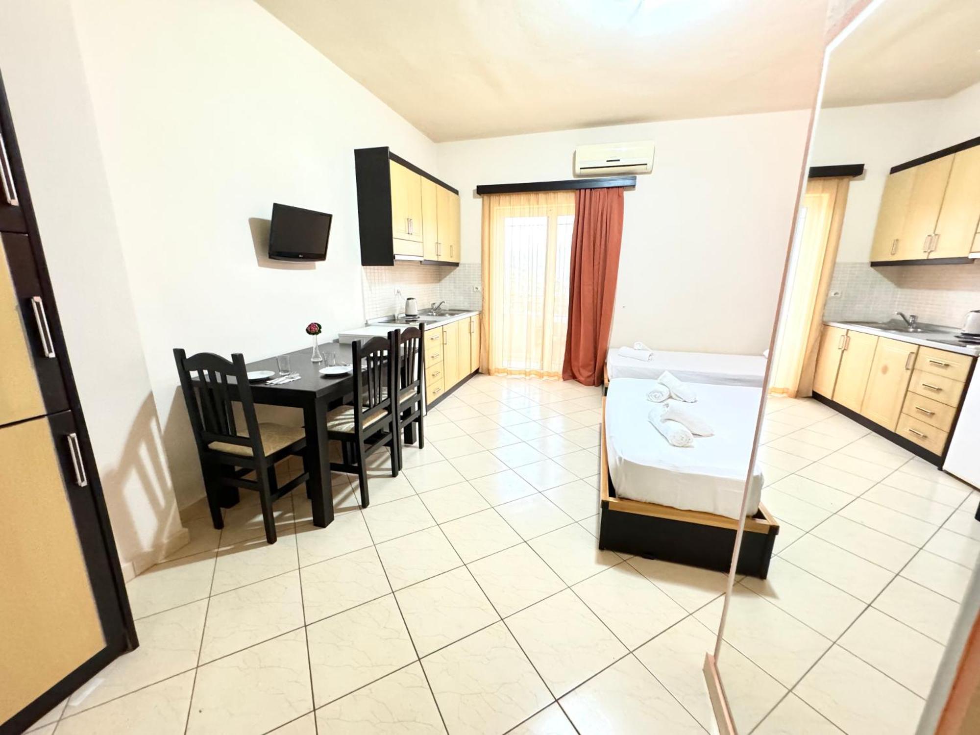 Ksamil Harmony Studios Bagian luar foto