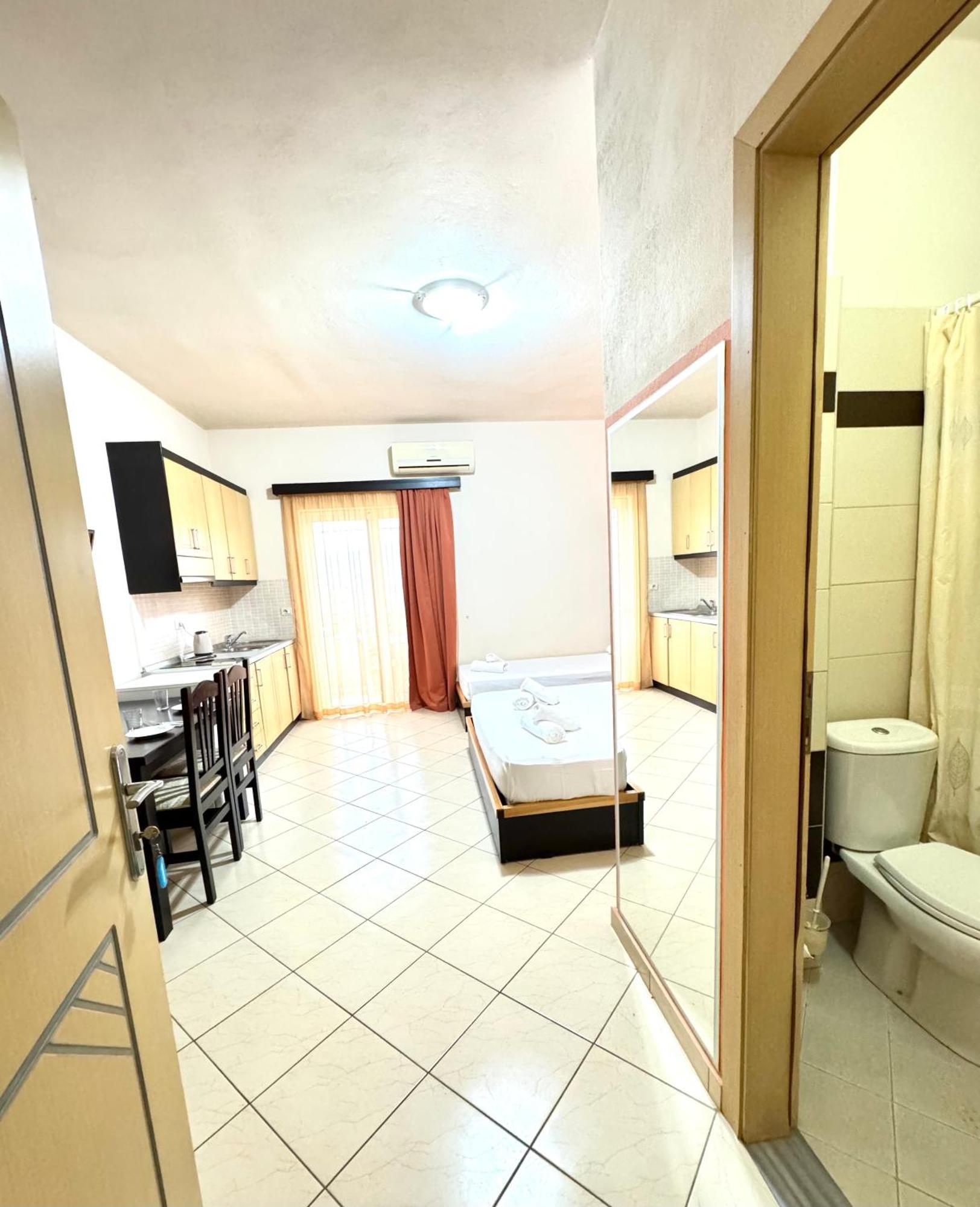 Ksamil Harmony Studios Bagian luar foto