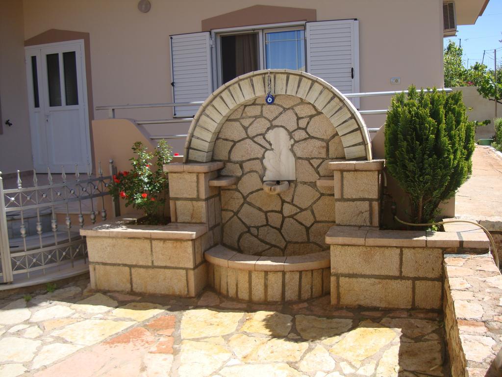 Ksamil Harmony Studios Bagian luar foto