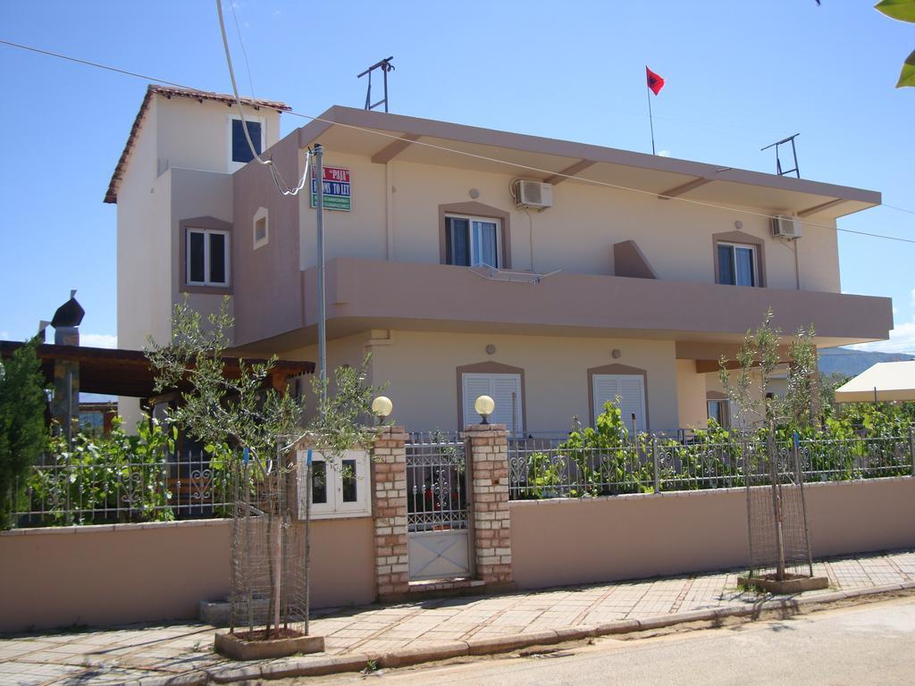 Ksamil Harmony Studios Bagian luar foto